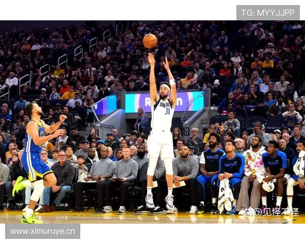 克莱·汤普森三分回暖提升勇士关键得分效率